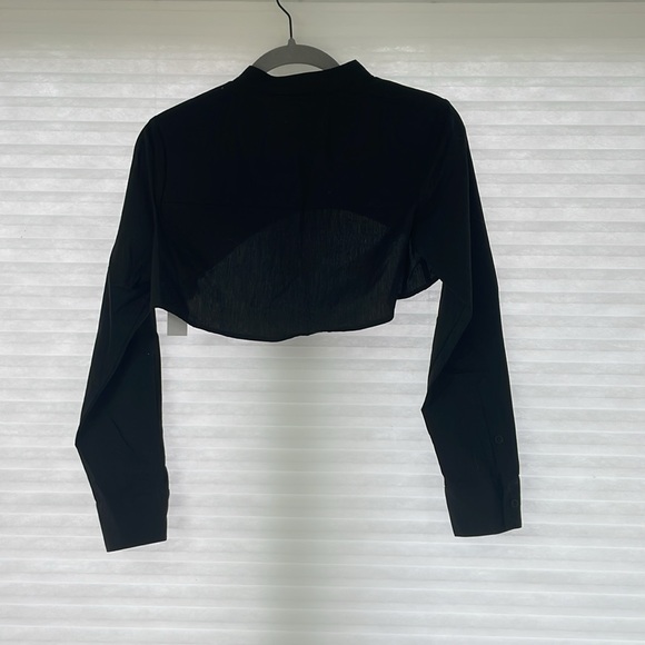 VETTA Utility Capsule Two Piece Poplin Shirt - Picture 10 of 10